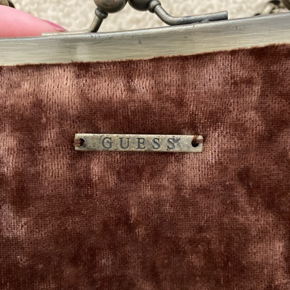 Vintage Guess Brown Velvet Clutch Bag with Kiss Lock and Rhinestone Bee - Picture 7 of 7